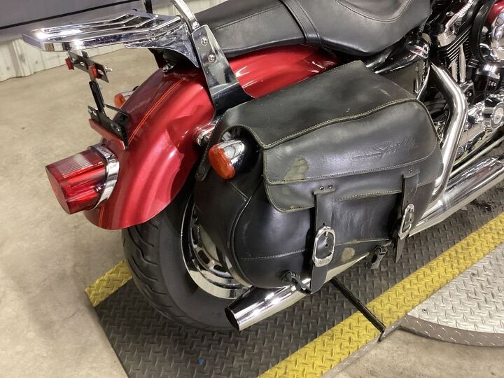 only 28 040 miles hd hard mounted leather saddlebags crashbar security