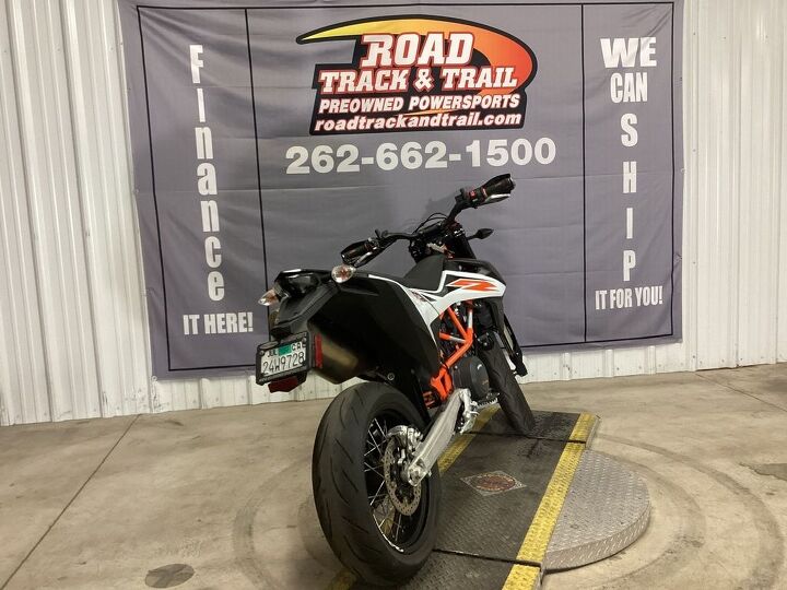 only 1406 miles traction control handgurds fork guards wp suspension and