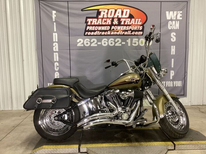 only 28 251 miles hd chrome wheels vance and hines exhaust screamin eagle high