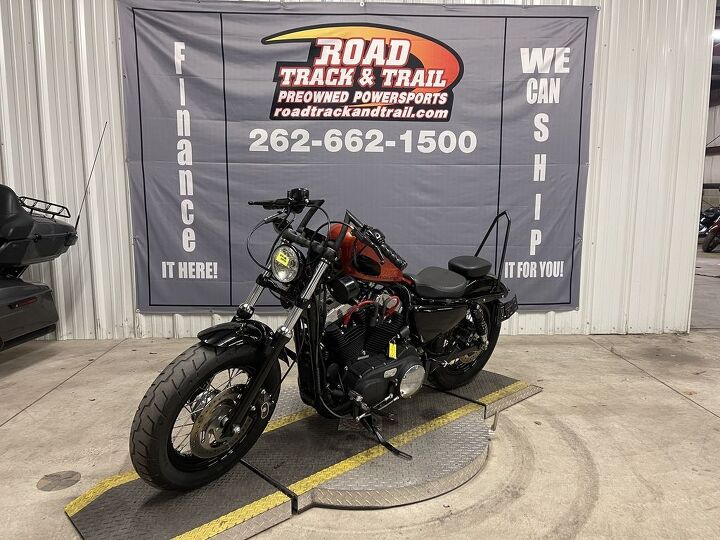 only 10 756 miles 1 owner vance and hines exhaust screamin eagle high flow