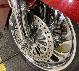 only 35 288 miles 18 aftermarket chrome wheels chrome is flaking chrome
