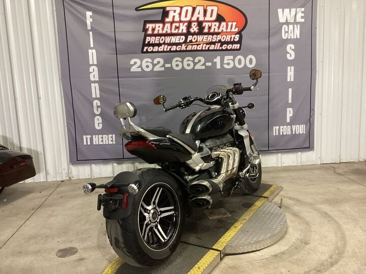 only 3839 miles 1 owner factory warranty through 5 7 2023 backrest mini