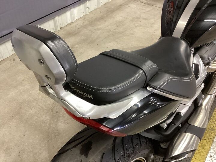 only 3839 miles 1 owner factory warranty through 5 7 2023 backrest mini