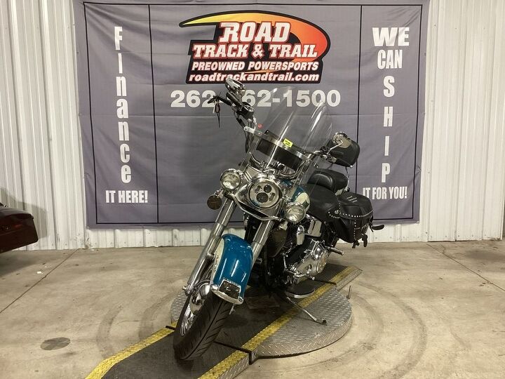 only 38 276 miles vance and hines exhaust arlen ness high flow intake led