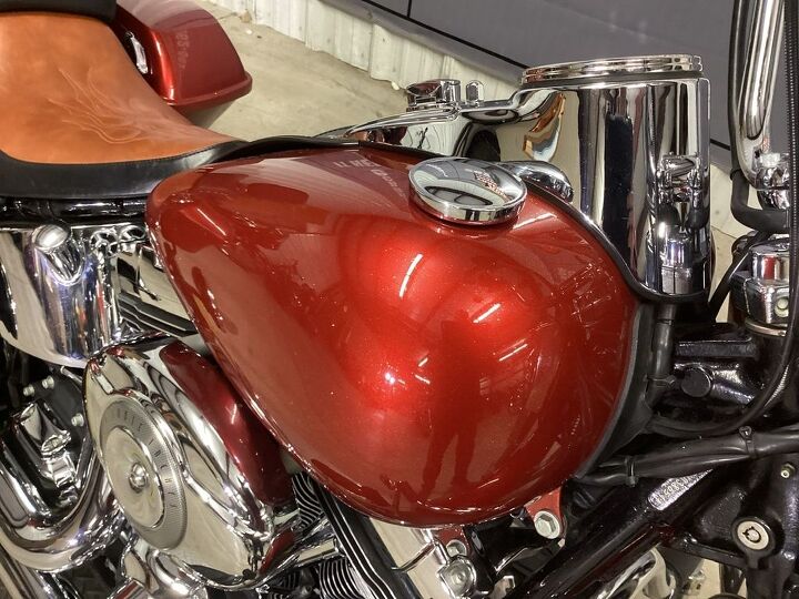 only 48 323 miles custom metal flake paint hd new style matching hard bags