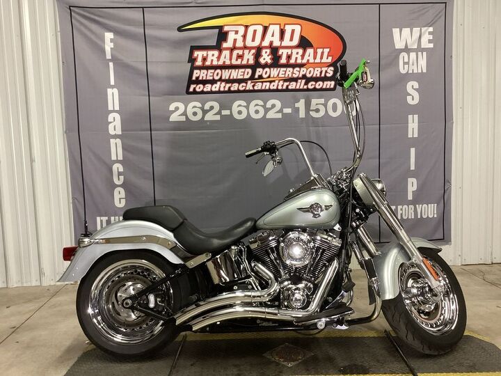 only 20 848 miles vance and hines exhaust hd upgraded high flow intake upgraded