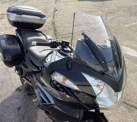 37 739 miles givi top box delkevic exhaust abs traction control audio cruise