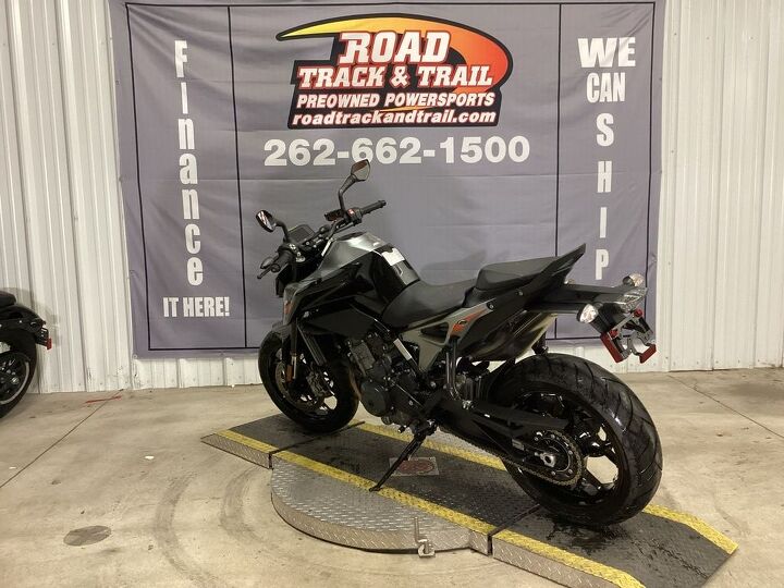 only 323 miles 1 owner wp suspension abs ride modes traction control