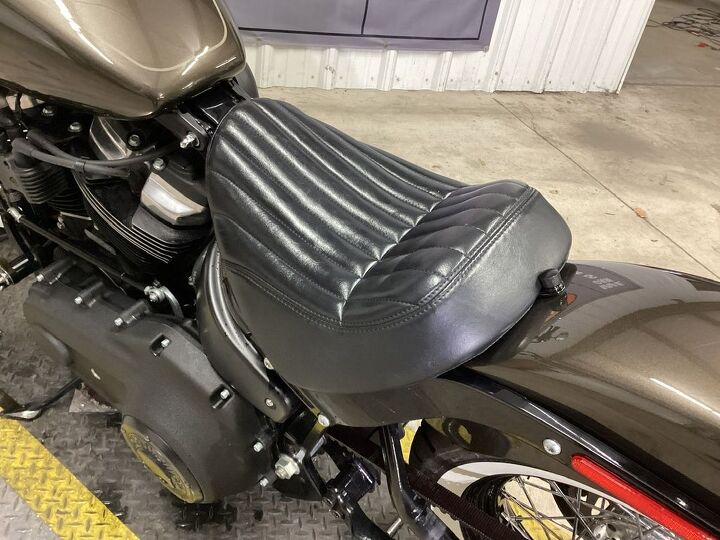 only 18 846 miles aftermarket heat wrapped exhaust solo seat hd daymaker led