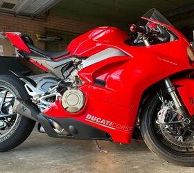 Panigale V4 With Ducati Corse/Akrapovic Exhaust and Tune