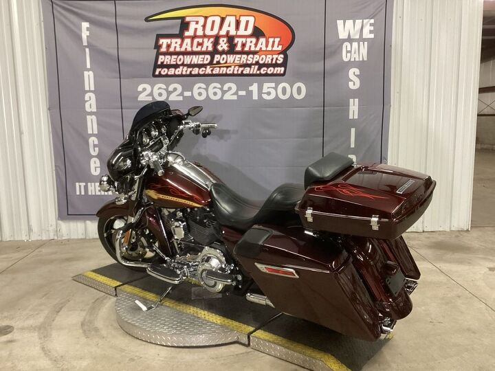 only 34 717 miles 110 screamin eagle motor hd detachable shaved tour pak hd