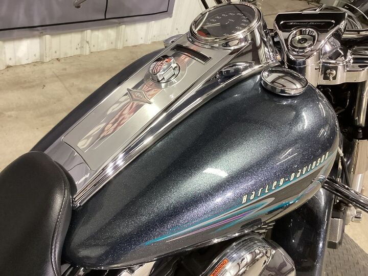 only 13438 miles hd limited color vance and hines exhaust led headlight and