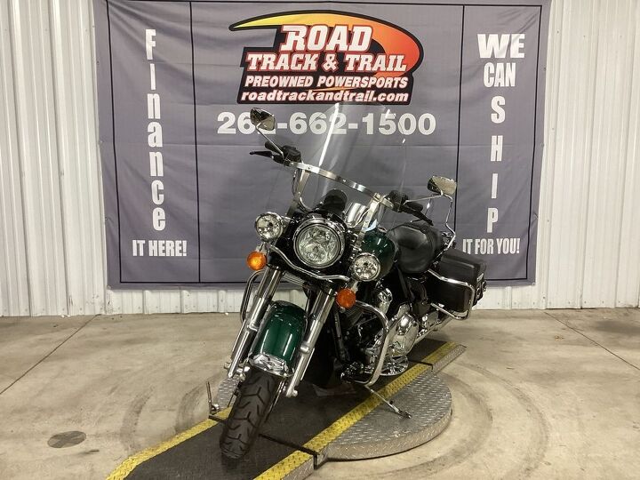 only 4 340 miles 114 motor road king classic leather bags docking hardware