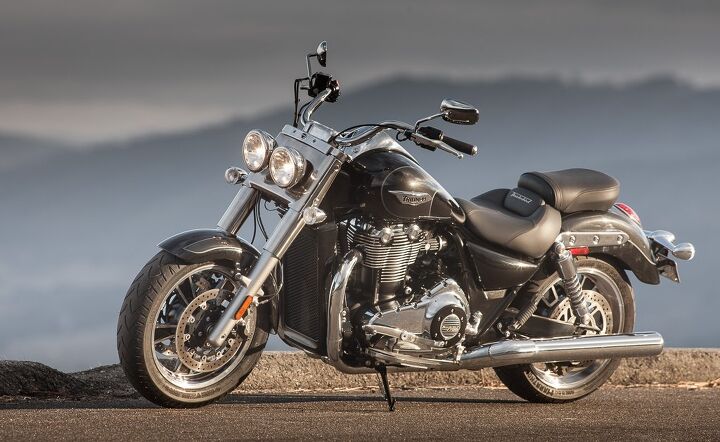 2014 triumph thunderbird commander and thunderbird lt first ride review, The Commander s brawny good looks are highlighted by Triumph s signature dual headlights