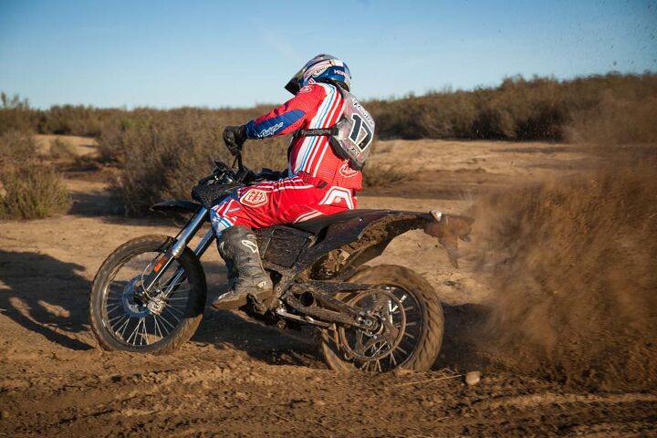 2014 zero fx dirt review video, You gotta be real careful with the throttle says Scot Harden about the FX s 70 ft lb of torque in the dirt The slightest twist will get the tire spinning real easy
