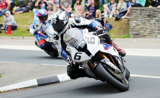 Weekend Awesome – Curbside at the Isle of Man