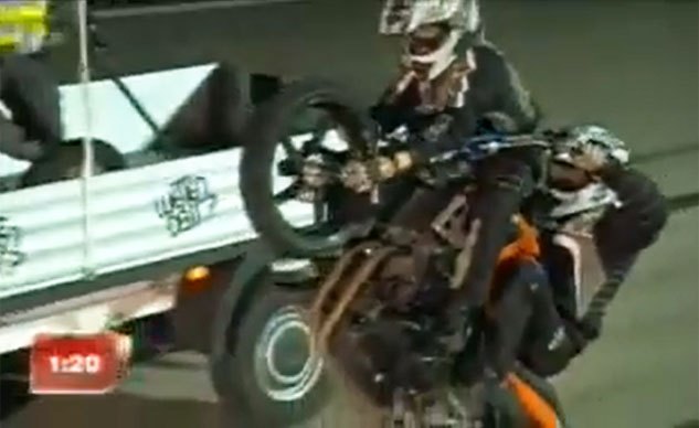 Weekend Awesome – Front Wheel Swap During a Wheelie | Motorcycle.com