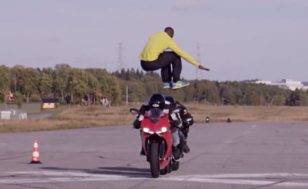 weekend awesome al the jumper leaps over two motorcycles