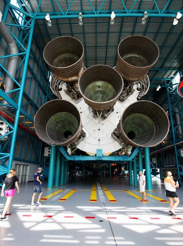 the wings tour 2014 leg three video, The five F 1 rocket engines that powered the Saturn V rocket that carried the Apollo 11 astronauts to the moon