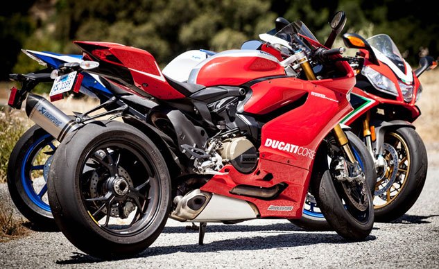 2013 exotic superbike shootout street video, Titanium conrods an aluminum tank and lightened flywheel just aren t enough to justify the Panigale R s price tag among lesser priced models of equal performance However the Panigale R does deliver the most authentic superbike experience