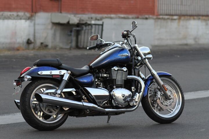 2013 world cruiser shootout video, Our British entry the 2013 Triumph Thunderbird is distinguished by its eloquent parallel Twin that s as home on the boulevard as it is on the interstate