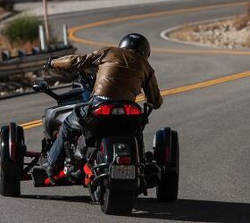 Polaris slingshot vs deals spyder