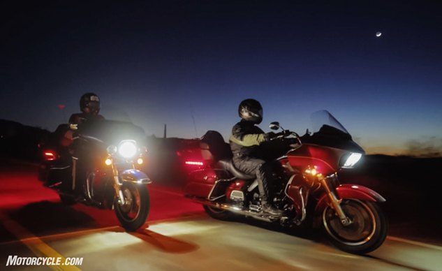 Harley-Davidson Fairing Comparison: Ultra Touring Glide-Off