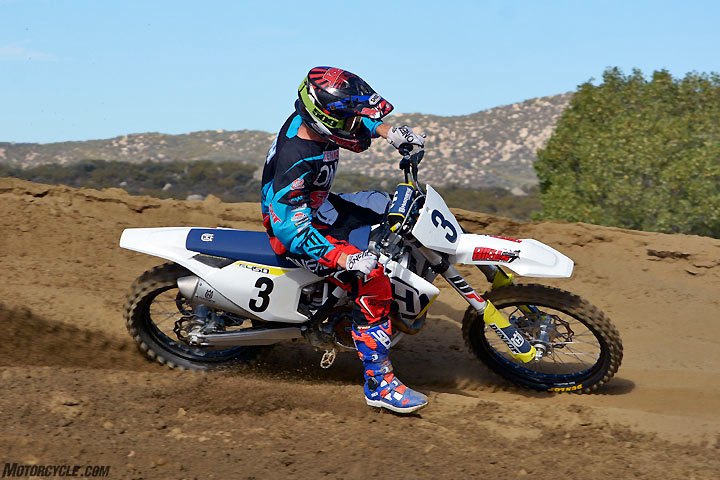 2018 450cc motocross shootout, The Husqvarna FC 450 was criticized for having an odd chopper like feel and a stiff square edged seat