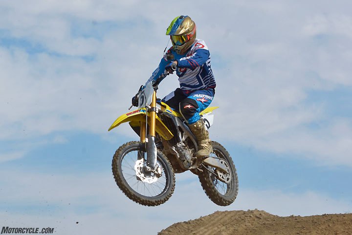 2018 450cc motocross shootout, The 2018 Suzuki RM Z450 makes the least horsepower and is the heaviest bike in the class despite not having an electric start feature Still the Suzuki produces a harmonious blend of power torque and throttle response that makes it easy to ride fast