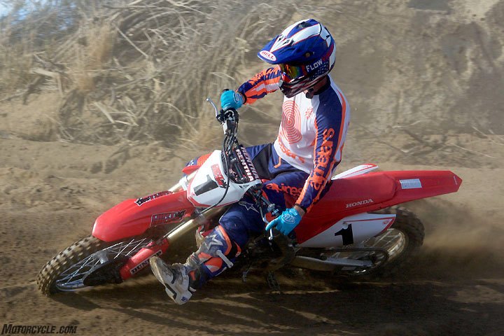 2018 450cc motocross shootout, The Honda CRF450R s front brake lever pull was found to be on the stiff side compared to other bikes in the class
