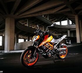 2017 KTM 390 Duke Review Motorcycle