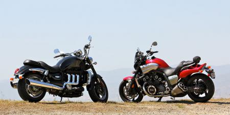shoot outs 2010 triumph rocket iii roadster vs 2010 star vmax 89658, Despite the commonality of mondo engines the Roadster and VMax are quite different Each is a winner to us
