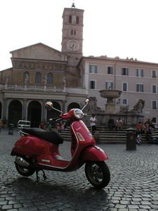 manufacturer roaming holiday touring tuscany on a 2006 vespa gts250ie 17759, Italians don t even know when they re being picturesque