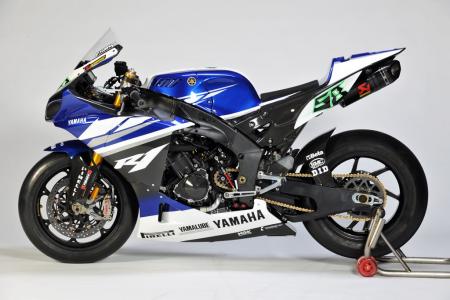 yamaha unveils 2011 wsbk team, The R1 logo is displayed prominently where a title sponsor s logo would normally go