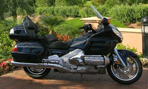 manufacturer harley davidson best of 2009 motorcycles of the year 88656, The Gold Wing is simply an icon in touring motorcycles