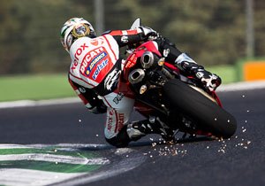 manufacturer ducati 2009 ducati 1198s review 87641, While the 1198 s DTC does not cut spark that didn t stop Troy Bayliss from cutting some sparks of his own