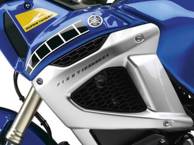 2010 yamaha super tenere unveiled, The First Edition Yamaha Super Tenere comes standard with aluminum cases