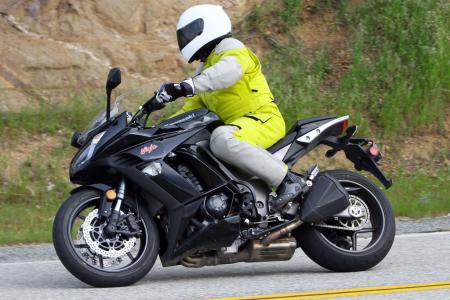 how to choosing the right type of motorcycle 91554, Some sportbikes are more sedate and designed more for the street than the track such as the Kawasaki Ninja 1000