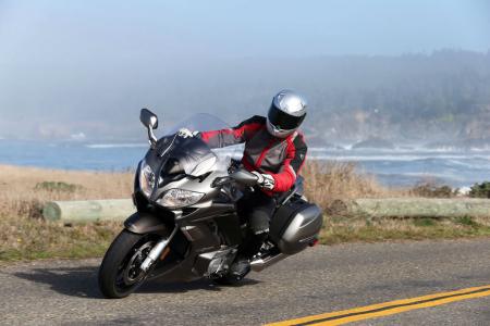 how to choosing the right type of motorcycle 91554, sport tourers like the Yamaha FJR1300A offer sporty performance while also being fit for long journeys