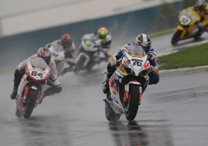 wsbk wet results at donington park, Wet conditions made the Donington races tricky Michel Fabrizio left and Max Neukirchner both crashed out of race one