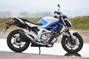 2011 hyosung gt650 vs suzuki gladius shootout motorcycle com, Suzuki s Gladius hasn t received updates since its 2009 introduction Nevertheless it remains an excellent choice for a do it all street motorcycle and it sources its engine from the renowned SV650