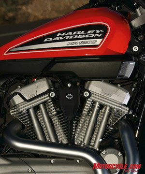 2008 harley davidson xr1200 review motorcycle com, The XR1200 puts out a claimed 90 horsepower at 7 000 rpm and 73 8 ft lbs of torque maxing at a low 3 700 rpm The enlightened will know that a Buell makes more horsepower than this with similar technology
