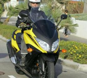 Girar en descubierto Secretario Controversia 2009 Yamaha T-Max 500 Review | Motorcycle.com