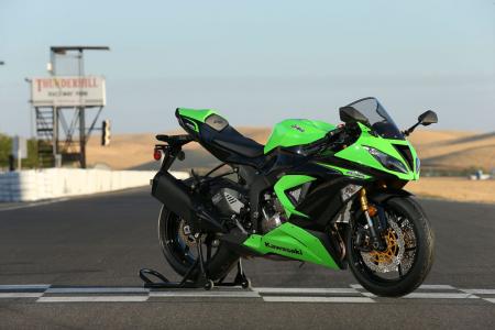 2013 kawasaki ninja zx 6r review motorcycle com, It s baaack After a seven year absence Kawasaki has revived the 636 in the 2013 ZX 6R Competitors should be worried