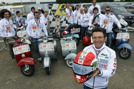 2012 motogp silverstone results, A parade of 14 vintage Vespa scooters travelled from Morciano Italy to Silverstone with one of Marco Simoncelli s helmets which was auctioned for 2000 British pounds to benefit Riders for Health and the Marco Simoncelli Foundation