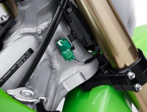 2013 kawasaki kx450f review motorcycle com, Three pre programmed plug in couplers for DFI tuning come with the KX450F which can be changed in seconds to suit a variety of conditions