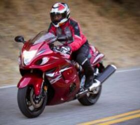 2012 suzuki hayabusa le review motorcycle com, Legroom is a little cramped as the seat to peg ratio is tight and the rider is hunched forward
