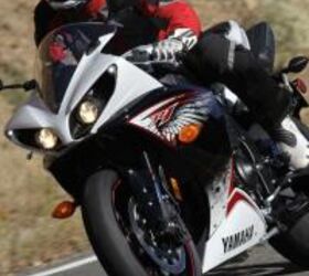 2012 yamaha yzf r1 review video motorcycle com, The new R1 s street manners haven t changed much from the previous version Heat emanating from the engine and undertail exhausts radiates directly to the rider which is especially brutal on warm days