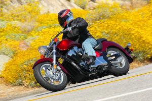 2010 honda vt1300 stateline and vt1300 interstate review motorcycle com, The Stateline and Interstate are friendly handlers but don t have quite as precise steering feel as does the Sabre with its narrower and thinner tread 21 inch front wheel tire