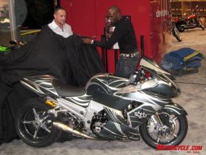 2008 los angeles international motorcycle show, Blinged out sportbikes continue to be popular at the IMS show Here Speed TV s Jason Britton pulls the wraps off a Kawasaki ZX 14 customized by Nick Anglada at Custom Sportbike Concepts